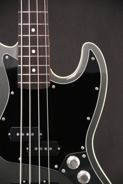 Fender Aerodyne Jazz Bass Japan